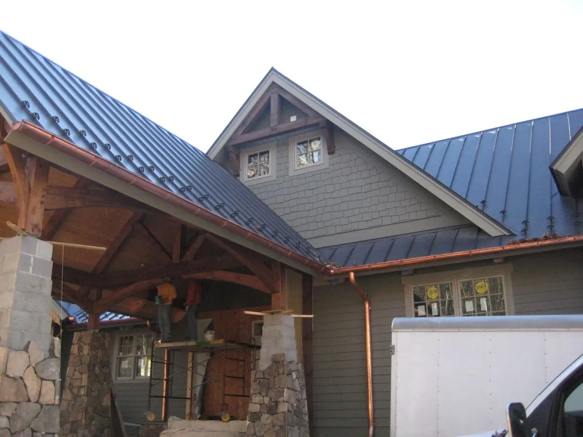 Craftsman Roofing team delivering quality roofing work in Three Bridges